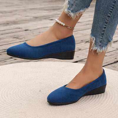 Aurelia | Klasyczne buty na koturnie