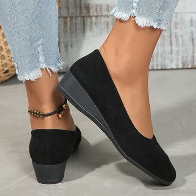 Aurelia | Klasyczne buty na koturnie